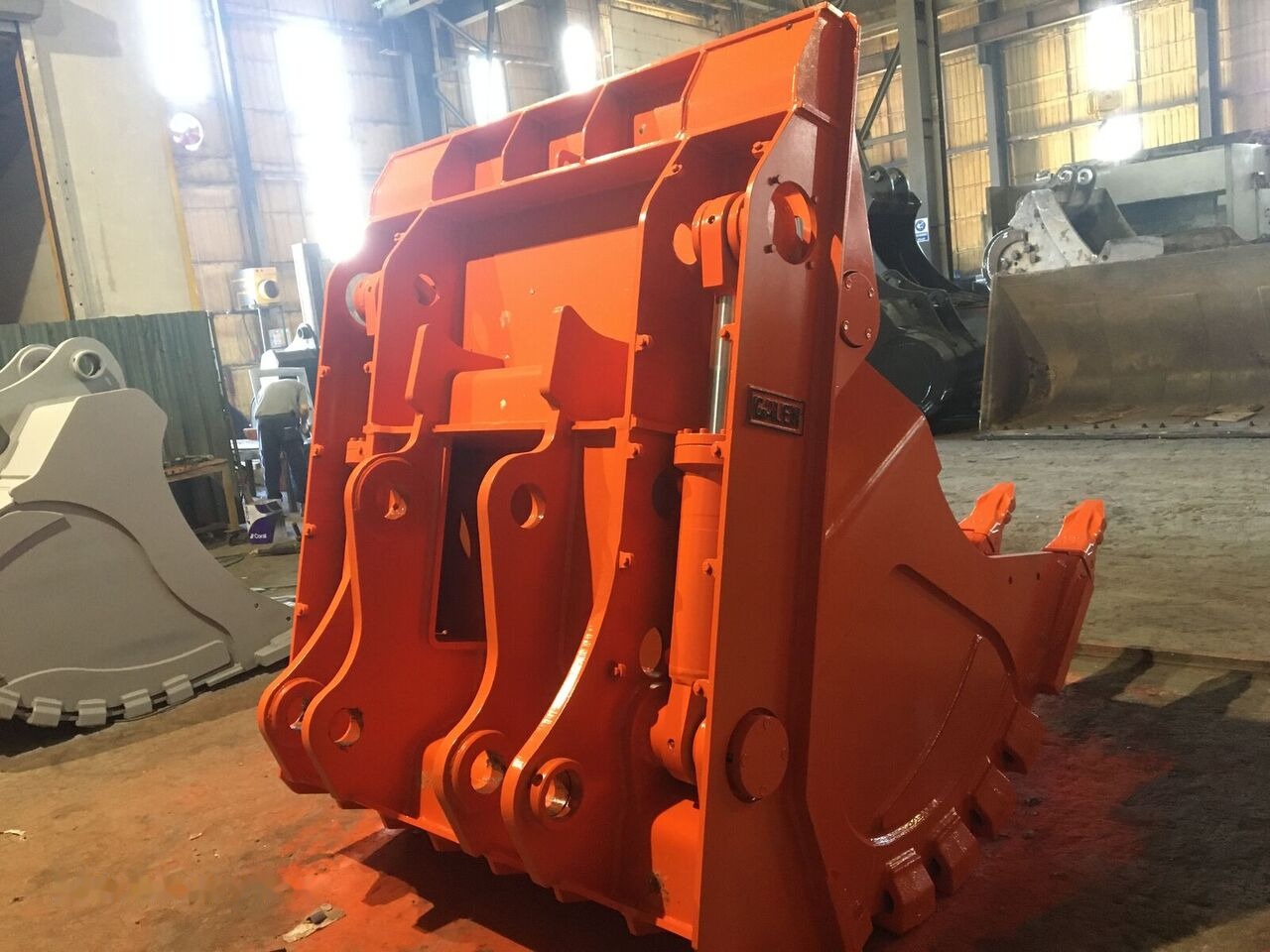 Doosan DX500 - Kaivinkoneen kauha: kuva Doosan DX500 - Kaivinkoneen kauha Doosan DX500 - Kaivinkoneen kauha: kuva Doosan DX500 - Kaivinkoneen kauha