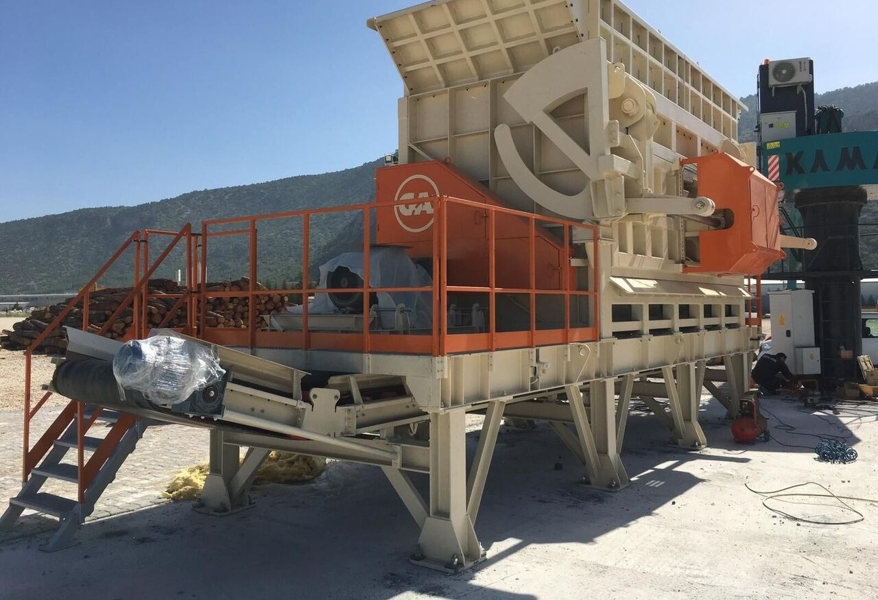 Galen LOG DEBARKER - Portaalinosturi: kuva Galen LOG DEBARKER - Portaalinosturi Galen LOG DEBARKER - Portaalinosturi: kuva Galen LOG DEBARKER - Portaalinosturi