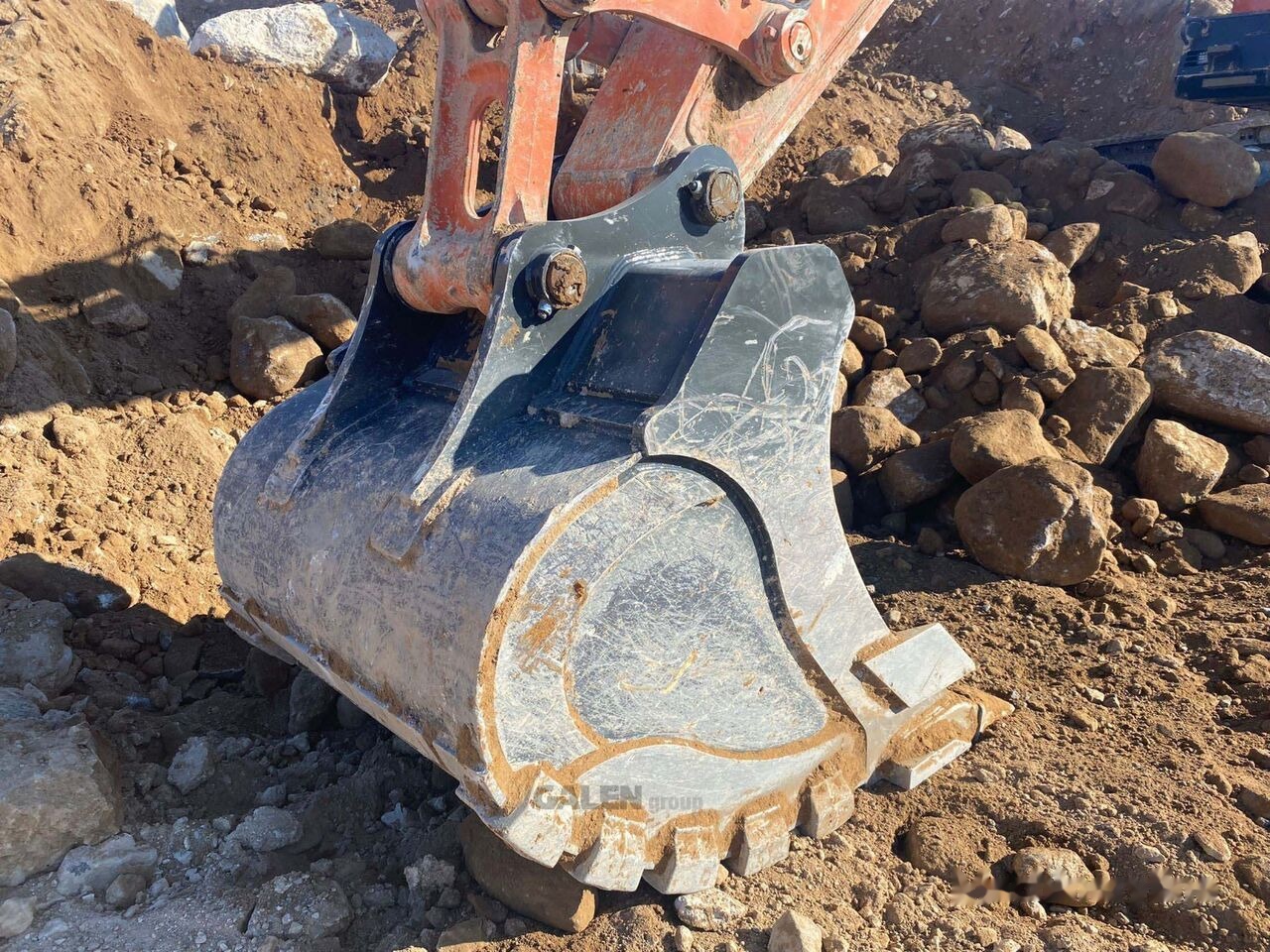 Hitachi ZX490 Heavy Duty Bucket - Kaivinkoneen kauha: kuva Hitachi ZX490 Heavy Duty Bucket - Kaivinkoneen kauha Hitachi ZX490 Heavy Duty Bucket - Kaivinkoneen kauha: kuva Hitachi ZX490 Heavy Duty Bucket - Kaivinkoneen kauha
