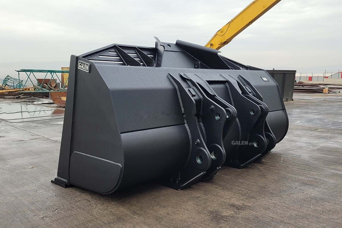 Volvo L180 General Purpose Bucket - Kuormaajan kauha: kuva Volvo L180 General Purpose Bucket - Kuormaajan kauha Volvo L180 General Purpose Bucket - Kuormaajan kauha: kuva Volvo L180 General Purpose Bucket - Kuormaajan kauha