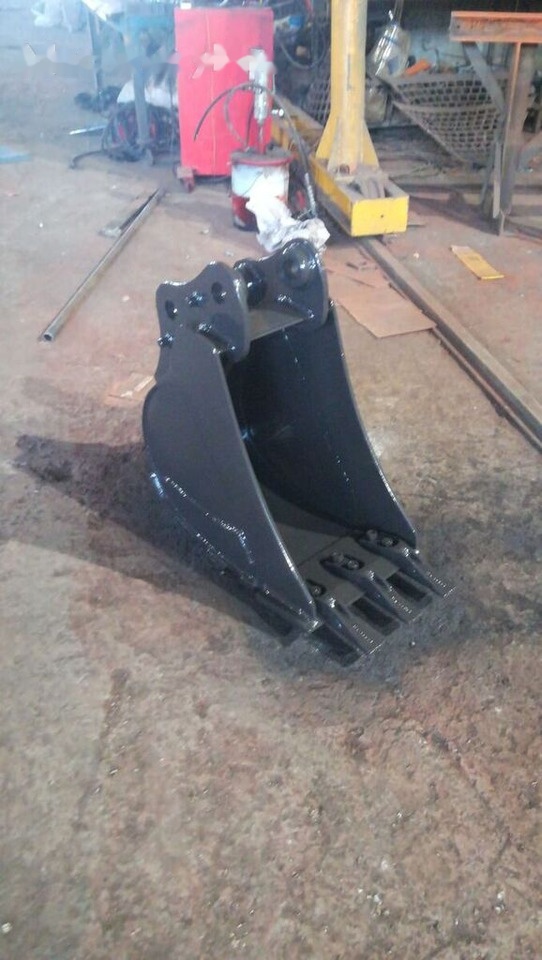 Yanmar BUCKETS - Kaivinkoneen kauha: kuva Yanmar BUCKETS - Kaivinkoneen kauha Yanmar BUCKETS - Kaivinkoneen kauha: kuva Yanmar BUCKETS - Kaivinkoneen kauha