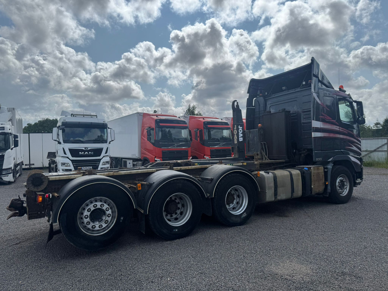 Volvo FH540 - Koukkulava kuorma-auto: kuva Volvo FH540 - Koukkulava kuorma-auto Volvo FH540 - Koukkulava kuorma-auto: kuva Volvo FH540 - Koukkulava kuorma-auto