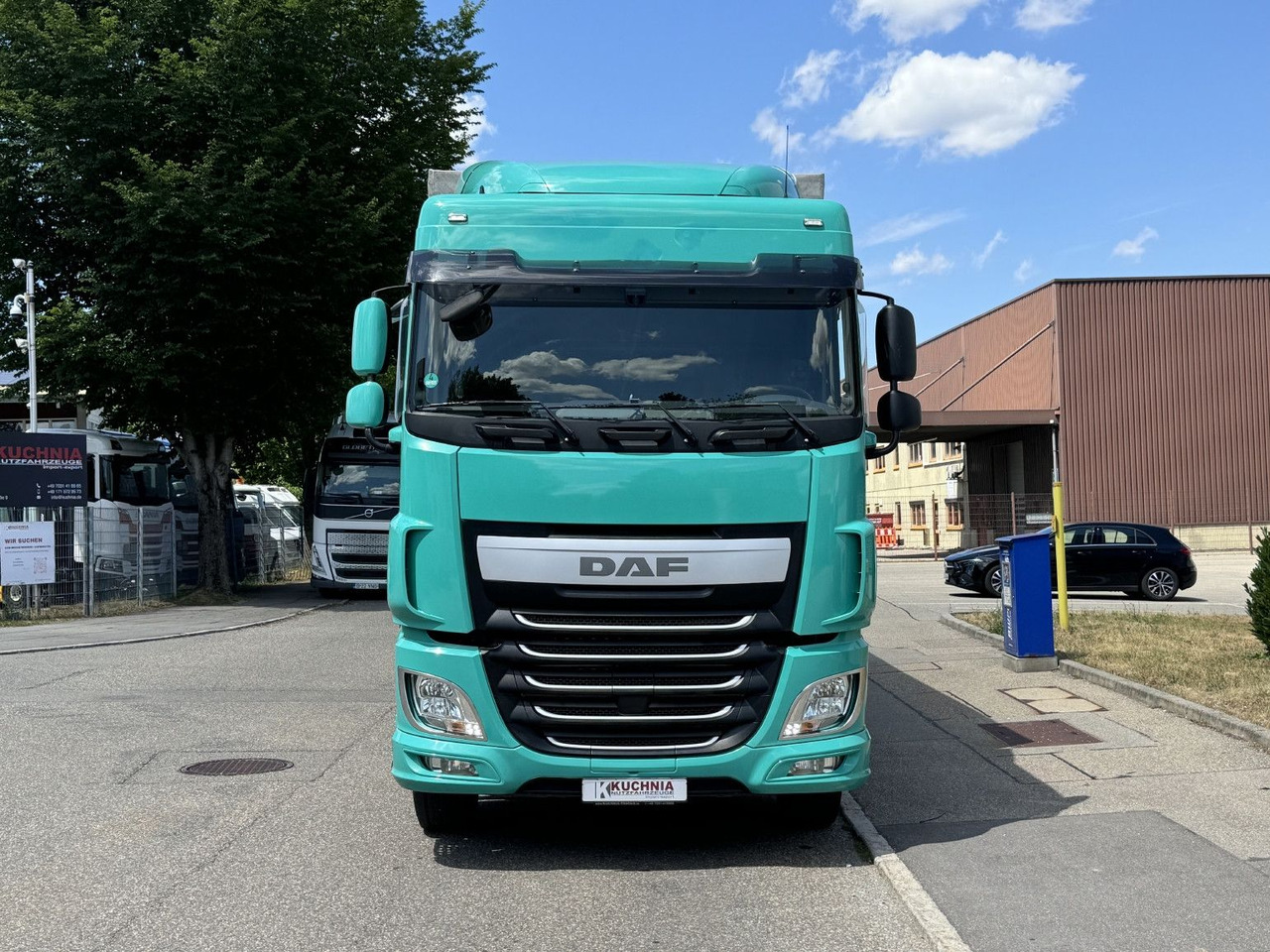 DAF XF460 6x2 Schiebeplane-Zug EDSCHA Bordwände - Pressukapelli kuorma-auto: kuva DAF XF460 6x2 Schiebeplane-Zug EDSCHA Bordwände - Pressukapelli kuorma-auto DAF XF460 6x2 Schiebeplane-Zug EDSCHA Bordwände - Pressukapelli kuorma-auto: kuva DAF XF460 6x2 Schiebeplane-Zug EDSCHA Bordwände - Pressukapelli kuorma-auto