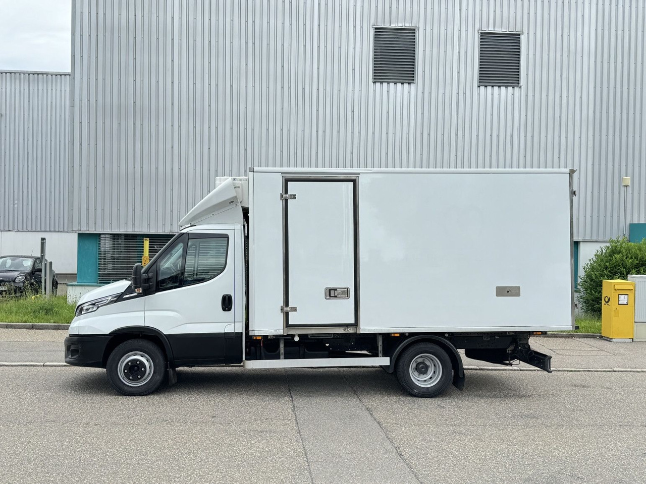 Iveco Daily 72-180 Tiefkühl TK V-500 -32°/+32° Air-Pro - Kylmäauto: kuva Iveco Daily 72-180 Tiefkühl TK V-500 -32°/+32° Air-Pro - Kylmäauto Iveco Daily 72-180 Tiefkühl TK V-500 -32°/+32° Air-Pro - Kylmäauto: kuva Iveco Daily 72-180 Tiefkühl TK V-500 -32°/+32° Air-Pro - Kylmäauto