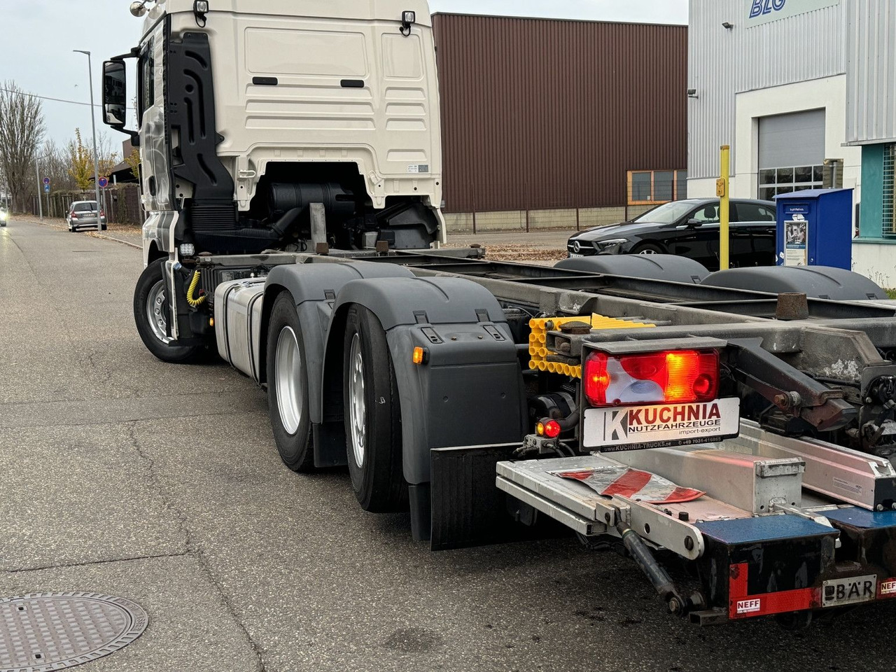 MAN TGX 26.500 XLX Lenkachse BDF 7,15-7,45 u-LBW 2t - Konttialus/ Vaihtokuormatilat kuorma-auto: kuva MAN TGX 26.500 XLX Lenkachse BDF 7,15-7,45 u-LBW 2t - Konttialus/ Vaihtokuormatilat kuorma-auto MAN TGX 26.500 XLX Lenkachse BDF 7,15-7,45 u-LBW 2t - Konttialus/ Vaihtokuormatilat kuorma-auto: kuva MAN TGX 26.500 XLX Lenkachse BDF 7,15-7,45 u-LBW 2t - Konttialus/ Vaihtokuormatilat kuorma-auto