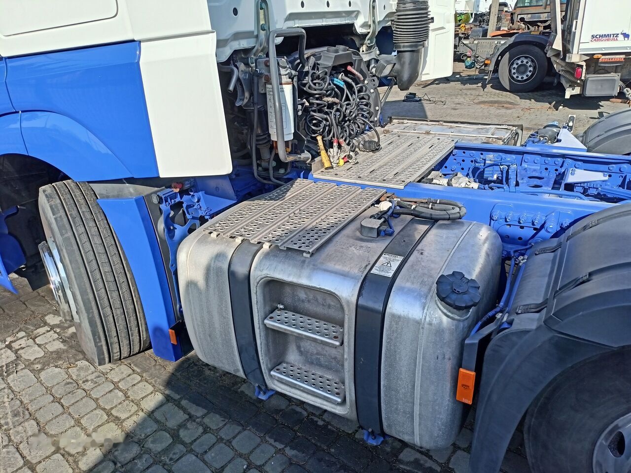 Mercedes-Benz Actros 2553 - Vetopöytäauto: kuva Mercedes-Benz Actros 2553 - Vetopöytäauto Mercedes-Benz Actros 2553 - Vetopöytäauto: kuva Mercedes-Benz Actros 2553 - Vetopöytäauto