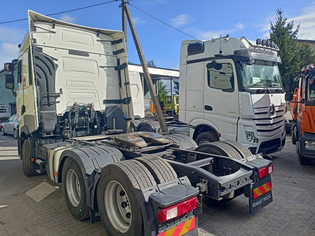 Renault Gama T 480 - Vetopöytäauto: kuva Renault Gama T 480 - Vetopöytäauto Renault Gama T 480 - Vetopöytäauto: kuva Renault Gama T 480 - Vetopöytäauto