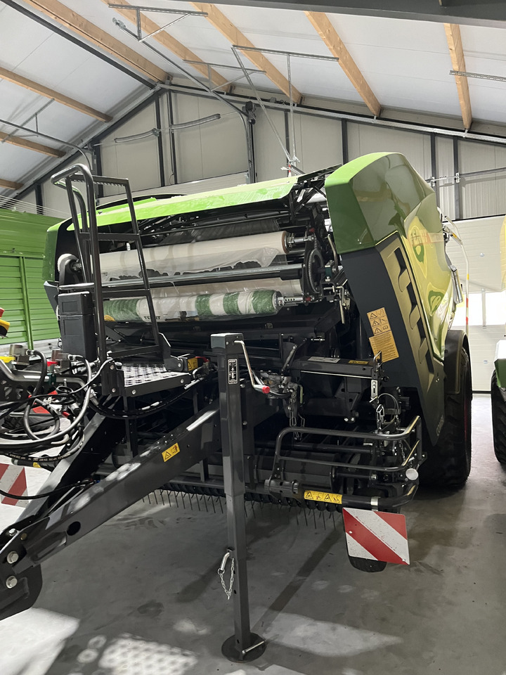 FENDT Rotana 130F Combi MY24 - Käärijä: kuva FENDT Rotana 130F Combi MY24 - Käärijä FENDT Rotana 130F Combi MY24 - Käärijä: kuva FENDT Rotana 130F Combi MY24 - Käärijä