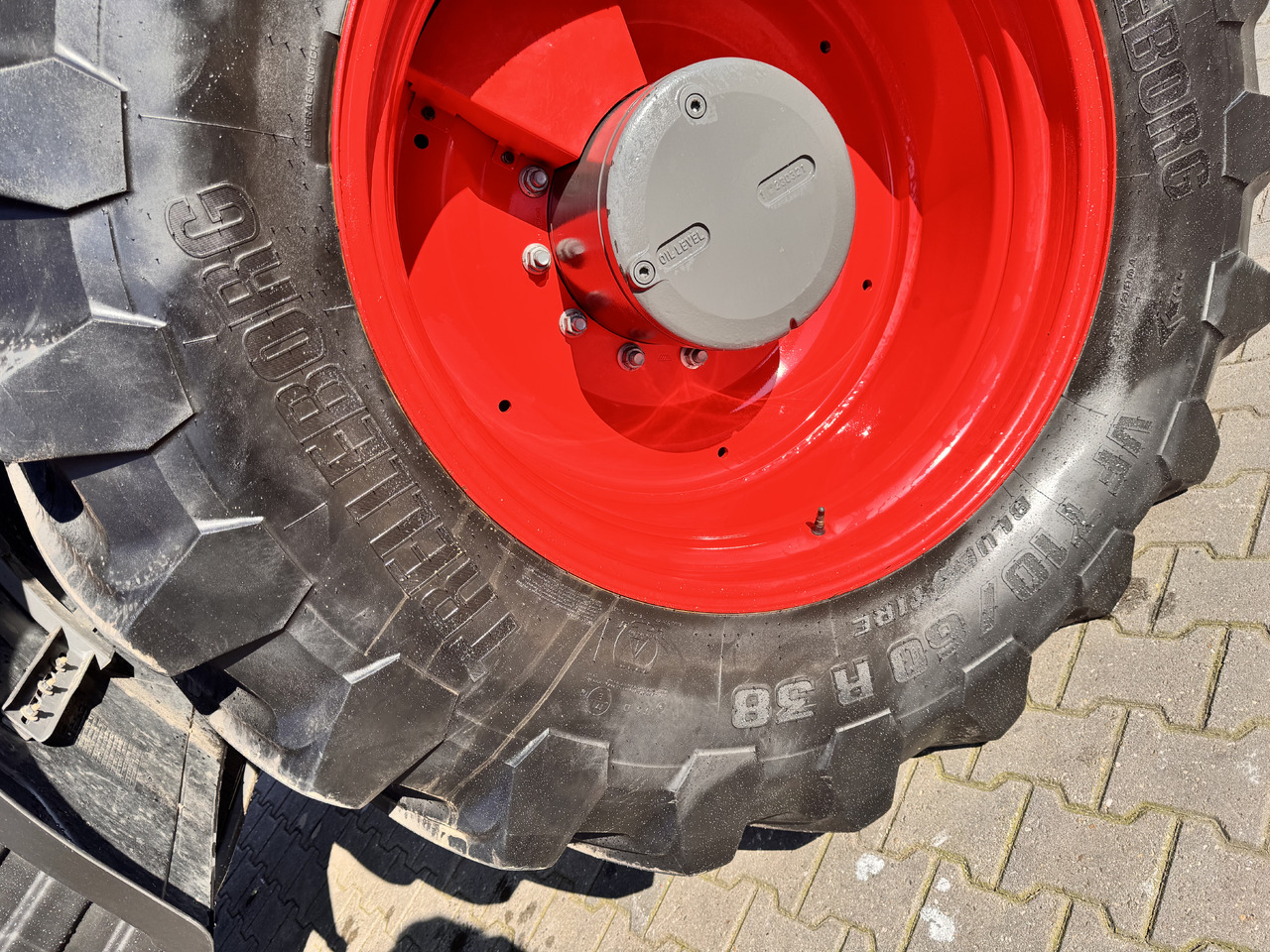Fendt 1050 Gen2 ProfiPlus - Traktori: kuva Fendt 1050 Gen2 ProfiPlus - Traktori Fendt 1050 Gen2 ProfiPlus - Traktori: kuva Fendt 1050 Gen2 ProfiPlus - Traktori