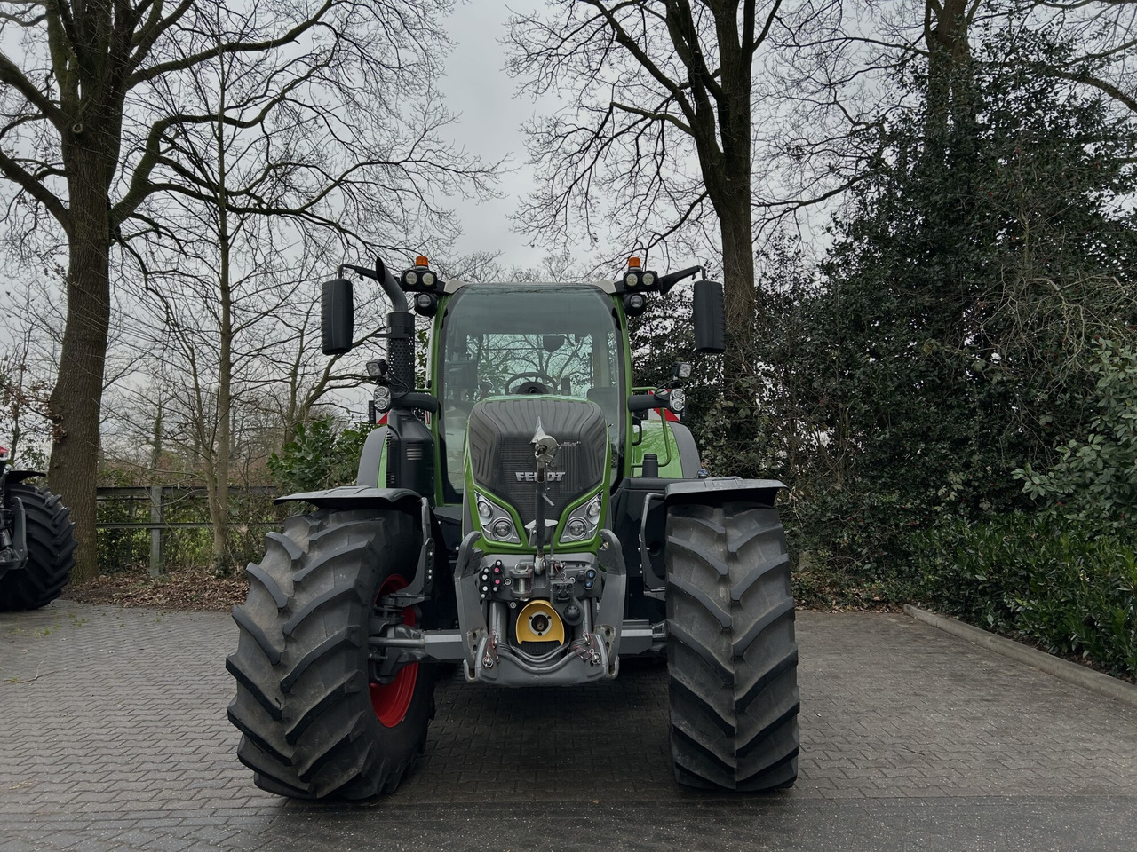 Fendt 724 Vario Gen6 ProfiPlus setting 2 - Traktori: kuva Fendt 724 Vario Gen6 ProfiPlus setting 2 - Traktori Fendt 724 Vario Gen6 ProfiPlus setting 2 - Traktori: kuva Fendt 724 Vario Gen6 ProfiPlus setting 2 - Traktori