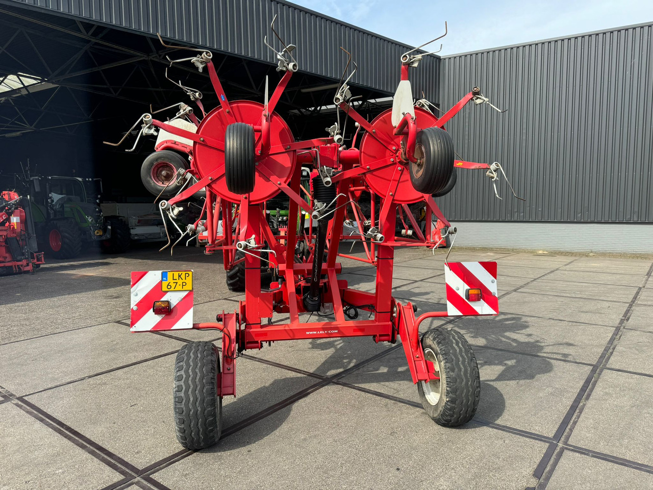 Lely Lotus 1020S - Pöyhin: kuva Lely Lotus 1020S - Pöyhin Lely Lotus 1020S - Pöyhin: kuva Lely Lotus 1020S - Pöyhin