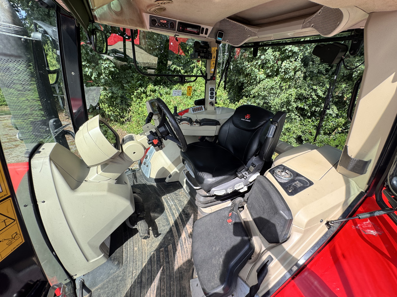 Leasing MASSEY FERGUSON 8670 Dyna-VT MASSEY FERGUSON 8670 Dyna-VT: kuva Leasing MASSEY FERGUSON 8670 Dyna-VT MASSEY FERGUSON 8670 Dyna-VT