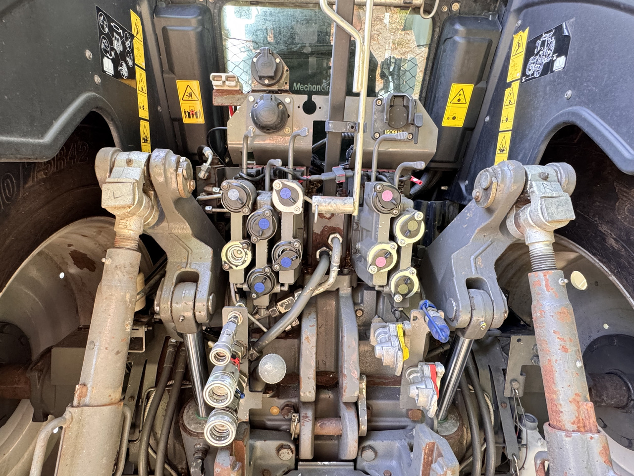 Leasing MASSEY FERGUSON 8670 Dyna-VT MASSEY FERGUSON 8670 Dyna-VT: kuva Leasing MASSEY FERGUSON 8670 Dyna-VT MASSEY FERGUSON 8670 Dyna-VT