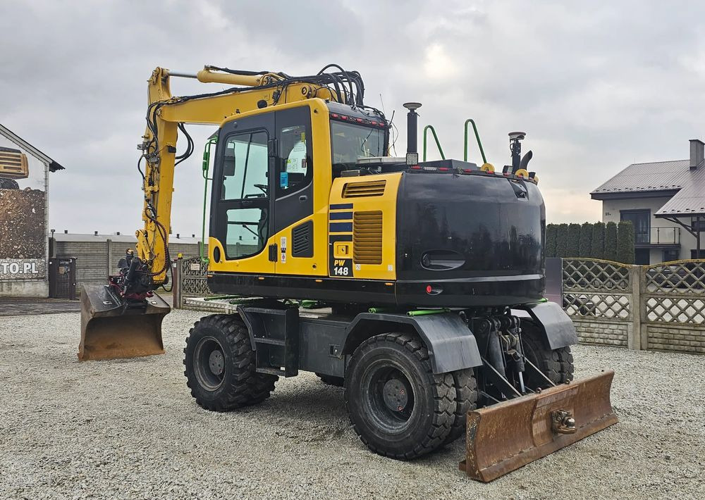 Komatsu PW 148-10, 2016 ROK, SYSTEM LEICA 3D - Pyöräalustainen kaivinkone: kuva Komatsu PW 148-10, 2016 ROK, SYSTEM LEICA 3D - Pyöräalustainen kaivinkone Komatsu PW 148-10, 2016 ROK, SYSTEM LEICA 3D - Pyöräalustainen kaivinkone: kuva Komatsu PW 148-10, 2016 ROK, SYSTEM LEICA 3D - Pyöräalustainen kaivinkone