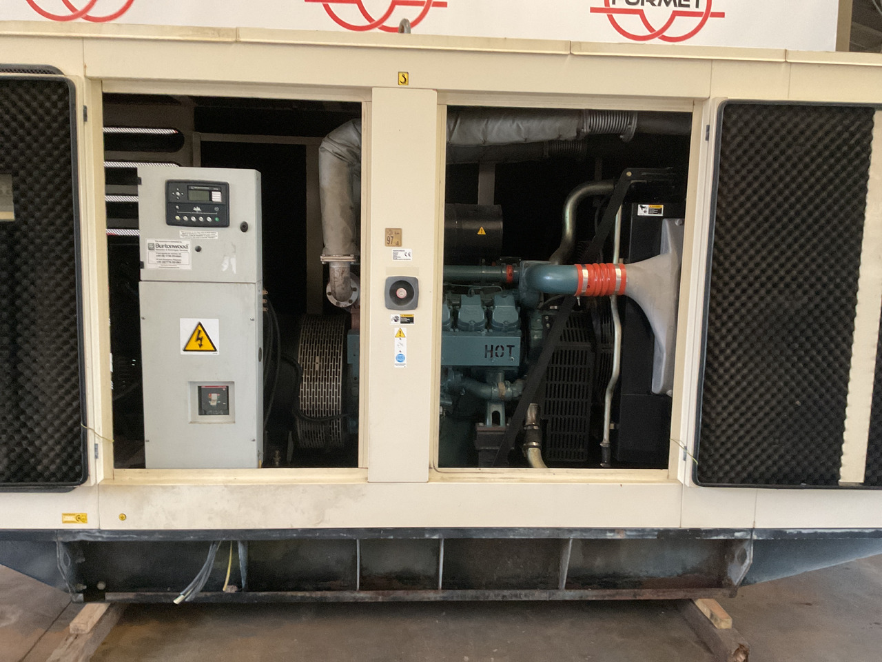 Doosan P158LE, 415KVA generatorset. Like brand new, low hours and complete - Sähkögeneraattori: kuva  Doosan P158LE, 415KVA generatorset. Like brand new, low hours and complete - Sähkögeneraattori Doosan P158LE, 415KVA generatorset. Like brand new, low hours and complete - Sähkögeneraattori: kuva  Doosan P158LE, 415KVA generatorset. Like brand new, low hours and complete - Sähkögeneraattori