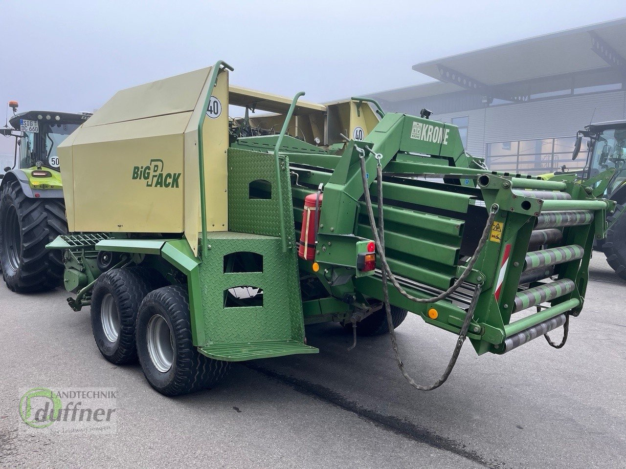 Krone Big Pack 127 - Kanttipaalain: kuva Krone Big Pack 127 - Kanttipaalain Krone Big Pack 127 - Kanttipaalain: kuva Krone Big Pack 127 - Kanttipaalain