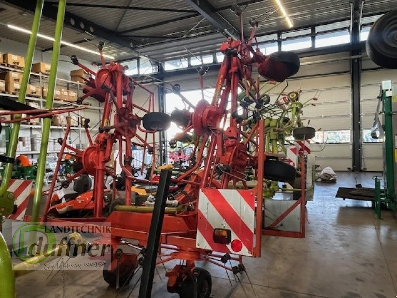 Kuhn GF 8501 MH - Pöyhin: kuva Kuhn GF 8501 MH - Pöyhin Kuhn GF 8501 MH - Pöyhin: kuva Kuhn GF 8501 MH - Pöyhin
