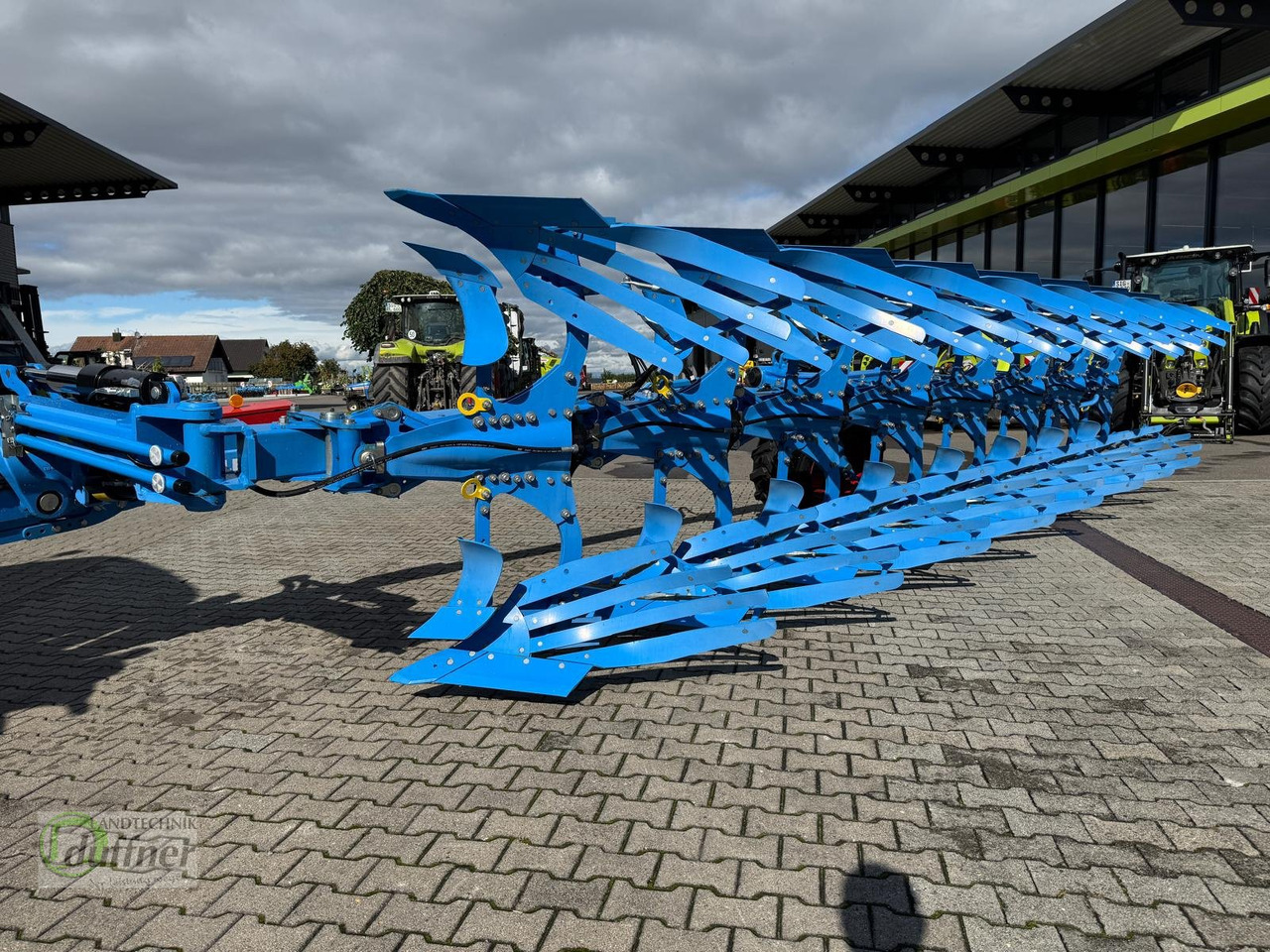 Lemken Diamant 16 VU 7+1 100 hydr. Steinsicherung - Aura: kuva Lemken Diamant 16 VU 7+1 100 hydr. Steinsicherung - Aura Lemken Diamant 16 VU 7+1 100 hydr. Steinsicherung - Aura: kuva Lemken Diamant 16 VU 7+1 100 hydr. Steinsicherung - Aura