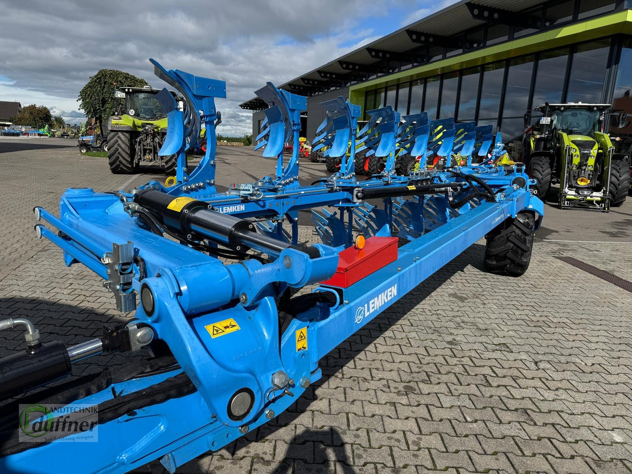 Lemken Diamant 16 VU 7+1 100 hydr. Steinsicherung - Aura: kuva Lemken Diamant 16 VU 7+1 100 hydr. Steinsicherung - Aura Lemken Diamant 16 VU 7+1 100 hydr. Steinsicherung - Aura: kuva Lemken Diamant 16 VU 7+1 100 hydr. Steinsicherung - Aura