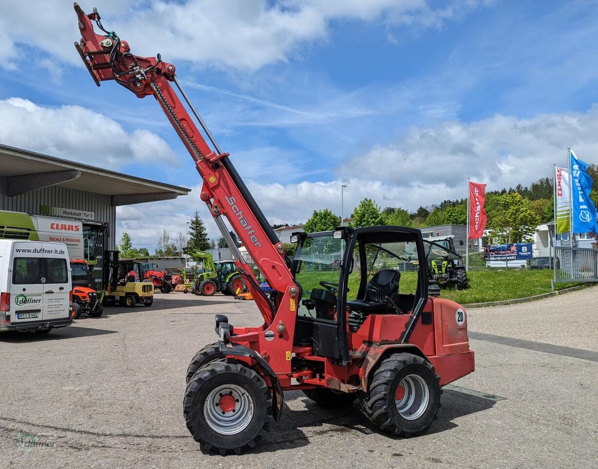 Schäffer 460 T - Teleskooppikuormaaja, Pienkuormaaja: kuva Schäffer 460 T - Teleskooppikuormaaja, Pienkuormaaja Schäffer 460 T - Teleskooppikuormaaja, Pienkuormaaja: kuva Schäffer 460 T - Teleskooppikuormaaja, Pienkuormaaja