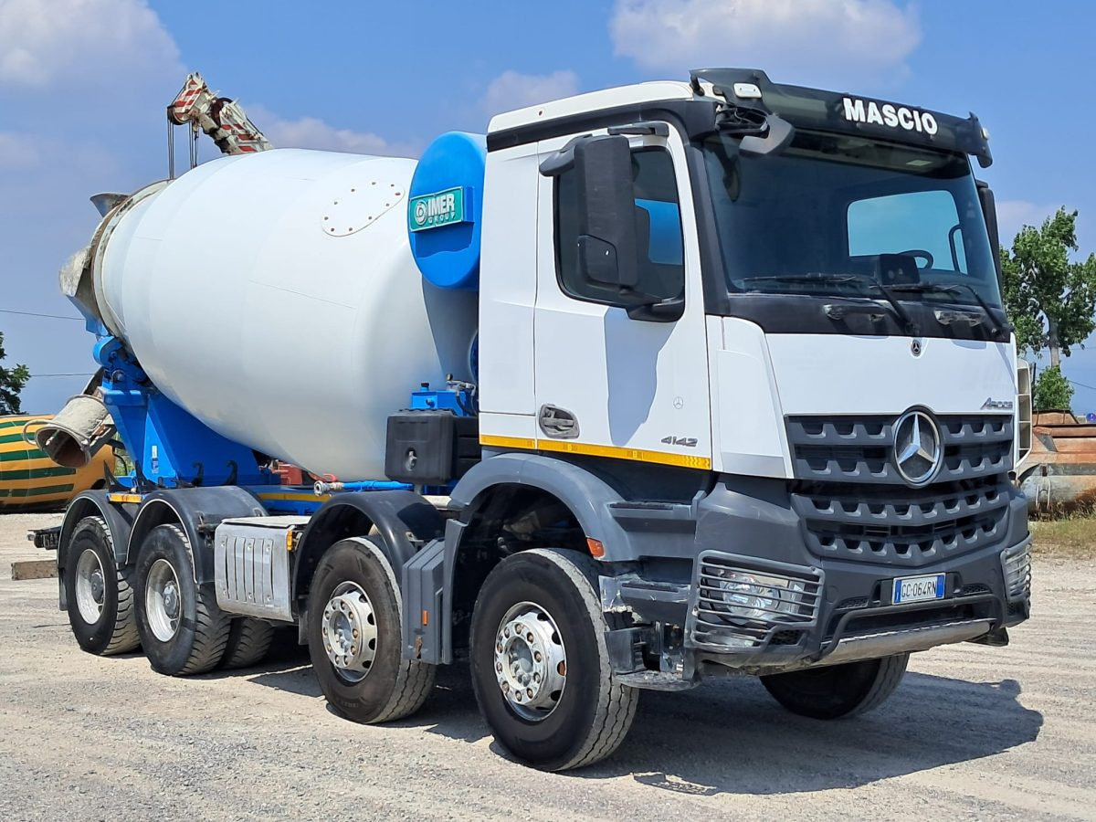 MERCEDES AROCS 4142 - Betoniauto: kuva MERCEDES AROCS 4142 - Betoniauto MERCEDES AROCS 4142 - Betoniauto: kuva MERCEDES AROCS 4142 - Betoniauto