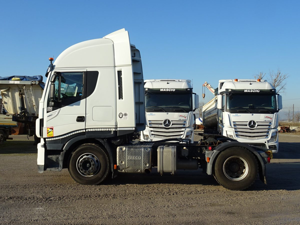 IVECO STRALIS 450 - Vetopöytäauto: kuva IVECO STRALIS 450 - Vetopöytäauto IVECO STRALIS 450 - Vetopöytäauto: kuva IVECO STRALIS 450 - Vetopöytäauto