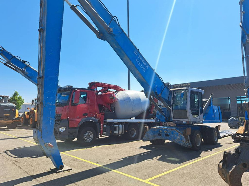 Fuchs MHL 350 - Materiaalinkäsittelykone: kuva Fuchs MHL 350 - Materiaalinkäsittelykone Fuchs MHL 350 - Materiaalinkäsittelykone: kuva Fuchs MHL 350 - Materiaalinkäsittelykone