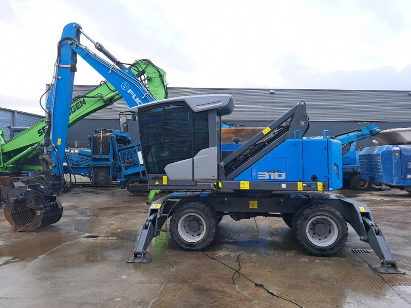 Fuchs MHL310F + Grapple - Materiaalinkäsittelykone: kuva Fuchs MHL310F + Grapple - Materiaalinkäsittelykone Fuchs MHL310F + Grapple - Materiaalinkäsittelykone: kuva Fuchs MHL310F + Grapple - Materiaalinkäsittelykone