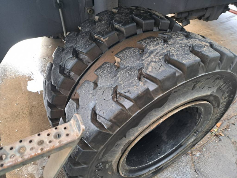 Fuchs MHL350F - Materiaalinkäsittelykone: kuva Fuchs MHL350F - Materiaalinkäsittelykone Fuchs MHL350F - Materiaalinkäsittelykone: kuva Fuchs MHL350F - Materiaalinkäsittelykone