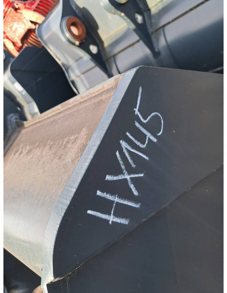 Hyundai Excavator Digging Bucket 140, 61K4-30701 - Kauha - Rakennuskoneet: kuva Hyundai Excavator Digging Bucket 140, 61K4-30701 - Kauha - Rakennuskoneet Hyundai Excavator Digging Bucket 140, 61K4-30701 - Kauha - Rakennuskoneet: kuva Hyundai Excavator Digging Bucket 140, 61K4-30701 - Kauha - Rakennuskoneet