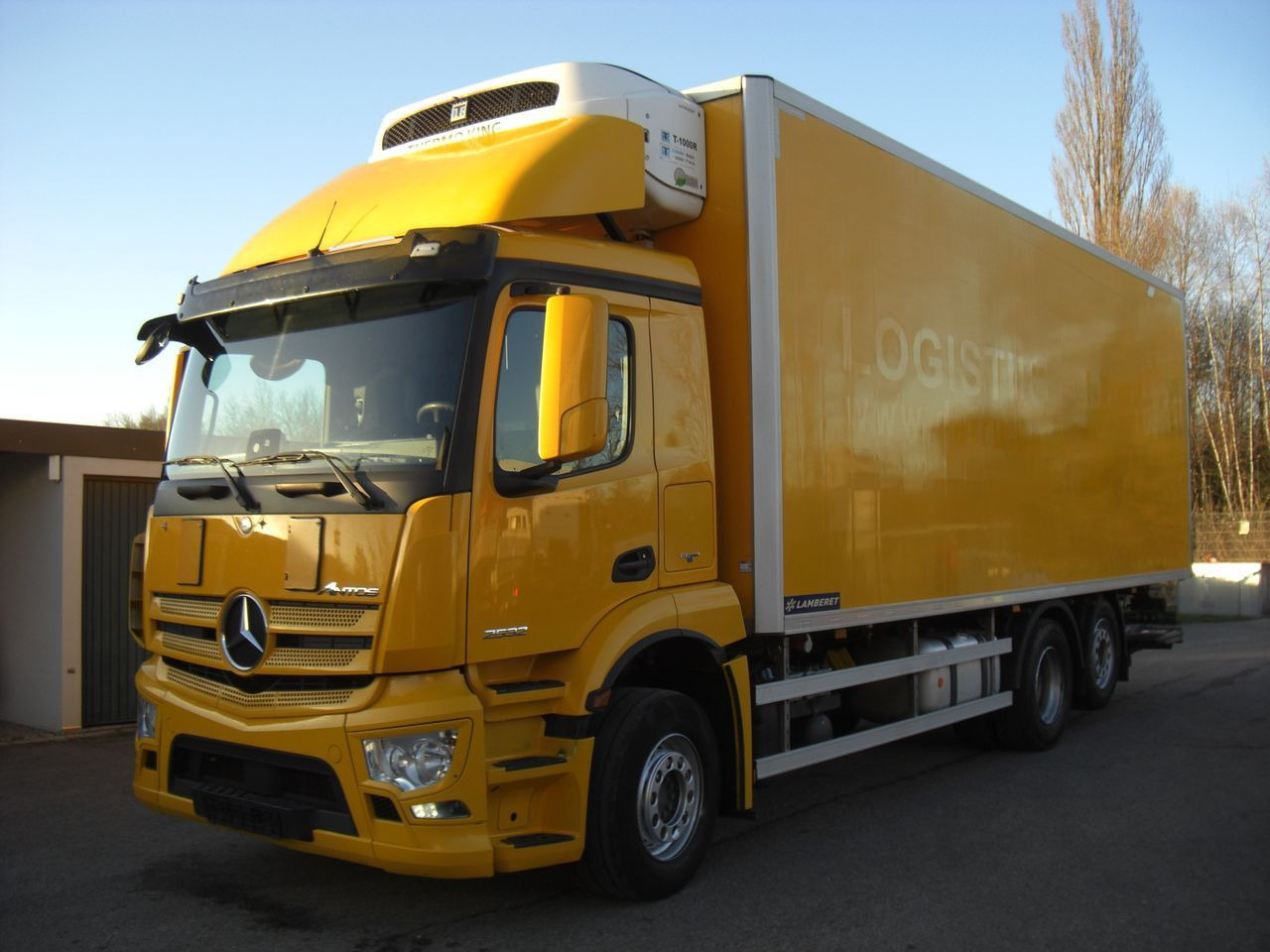 Mercedes-Benz 2532L ANTOS / LBW Mercedes-Benz 2532L ANTOS / LBW - Refrigeraattori kuorma-auto: kuva Mercedes-Benz 2532L ANTOS / LBW Mercedes-Benz 2532L ANTOS / LBW - Refrigeraattori kuorma-auto Mercedes-Benz 2532L ANTOS / LBW Mercedes-Benz 2532L ANTOS / LBW - Refrigeraattori kuorma-auto: kuva Mercedes-Benz 2532L ANTOS / LBW Mercedes-Benz 2532L ANTOS / LBW - Refrigeraattori kuorma-auto