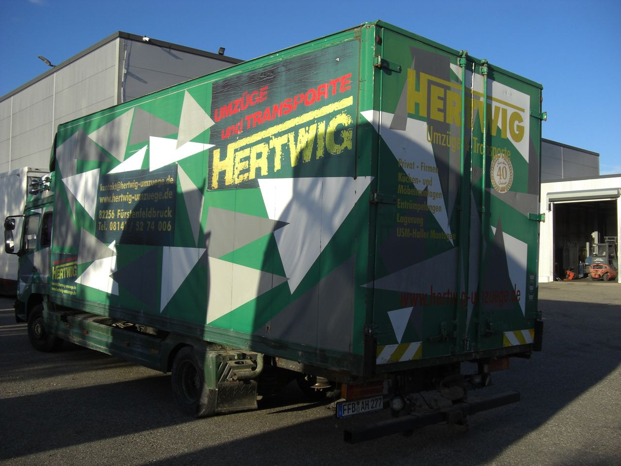 Mercedes-Benz 823L - Umpikori kuorma-auto: kuva Mercedes-Benz 823L - Umpikori kuorma-auto Mercedes-Benz 823L - Umpikori kuorma-auto: kuva Mercedes-Benz 823L - Umpikori kuorma-auto