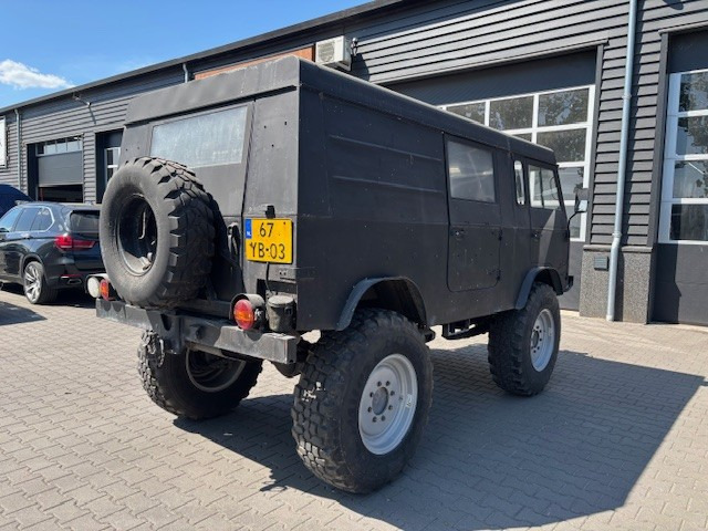Volvo C303 4x4, Laplander 5 zitplaatsen - Matkailuauto: kuva Volvo C303 4x4, Laplander 5 zitplaatsen - Matkailuauto Volvo C303 4x4, Laplander 5 zitplaatsen - Matkailuauto: kuva Volvo C303 4x4, Laplander 5 zitplaatsen - Matkailuauto