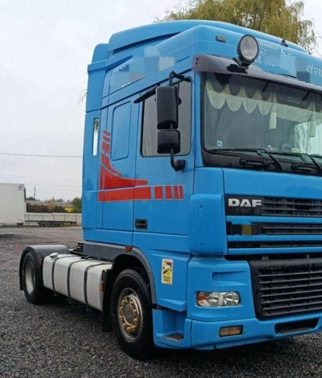DAF XF95 - Vetopöytäauto: kuva DAF XF95 - Vetopöytäauto DAF XF95 - Vetopöytäauto: kuva DAF XF95 - Vetopöytäauto