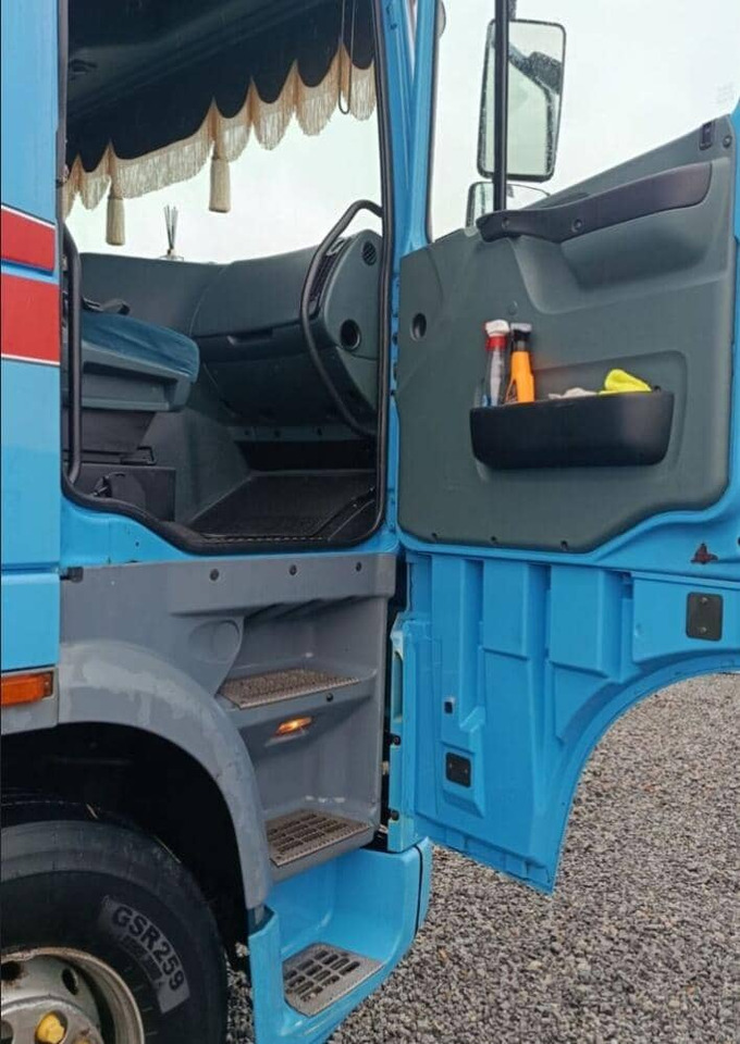 DAF XF95 - Vetopöytäauto: kuva DAF XF95 - Vetopöytäauto DAF XF95 - Vetopöytäauto: kuva DAF XF95 - Vetopöytäauto