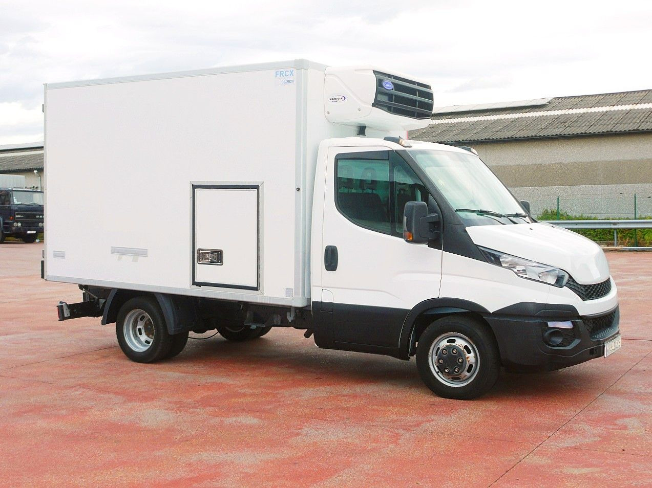 Iveco 35C13 DAILY KUHLKOFFER CARRIER XARIOS 600 - Kylmäauto: kuva Iveco 35C13 DAILY KUHLKOFFER CARRIER XARIOS 600 - Kylmäauto Iveco 35C13 DAILY KUHLKOFFER CARRIER XARIOS 600 - Kylmäauto: kuva Iveco 35C13 DAILY KUHLKOFFER CARRIER XARIOS 600 - Kylmäauto