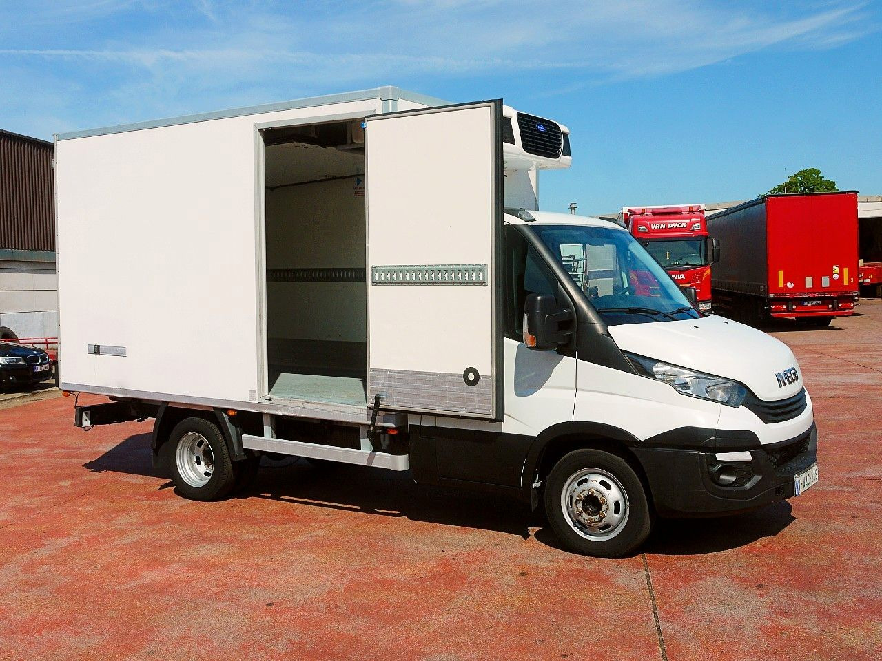 Iveco 35C14 DAILY KUHLKOFER CARIER PULSOR 600MULTi A/C - Kylmäauto: kuva Iveco 35C14 DAILY KUHLKOFER CARIER PULSOR 600MULTi A/C - Kylmäauto Iveco 35C14 DAILY KUHLKOFER CARIER PULSOR 600MULTi A/C - Kylmäauto: kuva Iveco 35C14 DAILY KUHLKOFER CARIER PULSOR 600MULTi A/C - Kylmäauto
