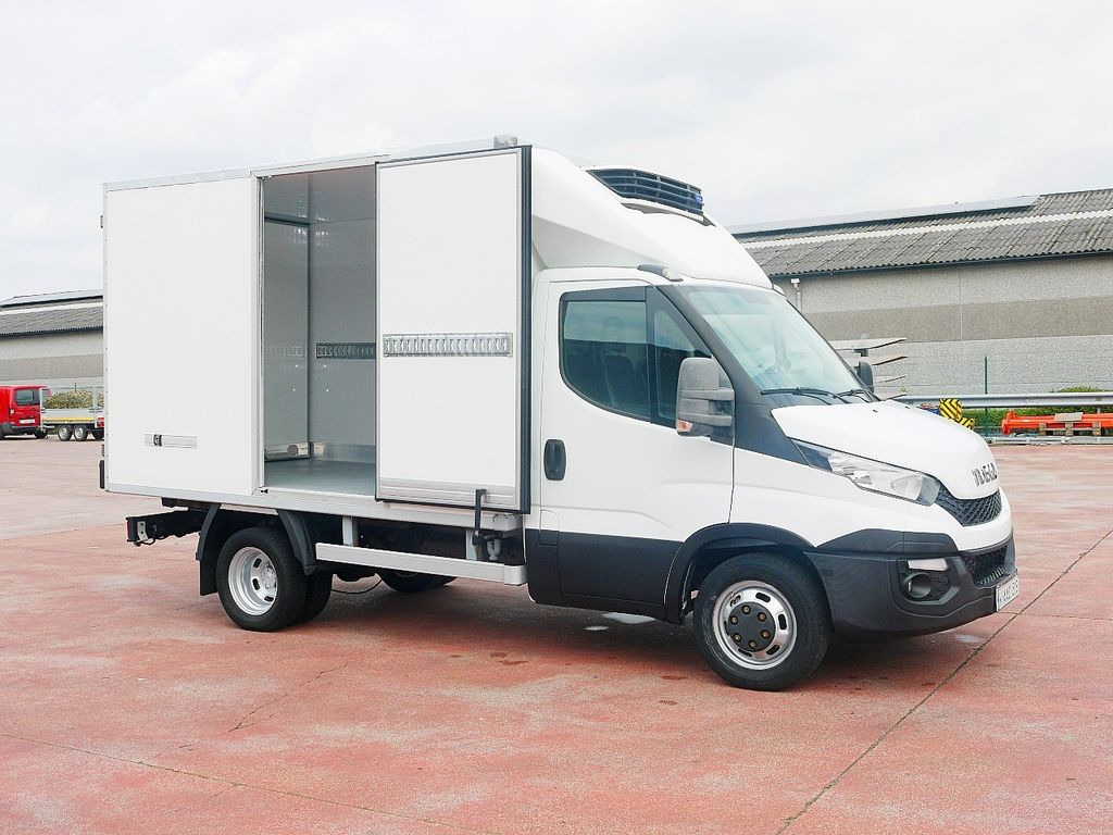 Iveco 35C15 DAILY KULKOFFER CARREIER XARIOS 350 -20c - Kylmäauto: kuva Iveco 35C15 DAILY KULKOFFER CARREIER XARIOS 350 -20c - Kylmäauto Iveco 35C15 DAILY KULKOFFER CARREIER XARIOS 350 -20c - Kylmäauto: kuva Iveco 35C15 DAILY KULKOFFER CARREIER XARIOS 350 -20c - Kylmäauto