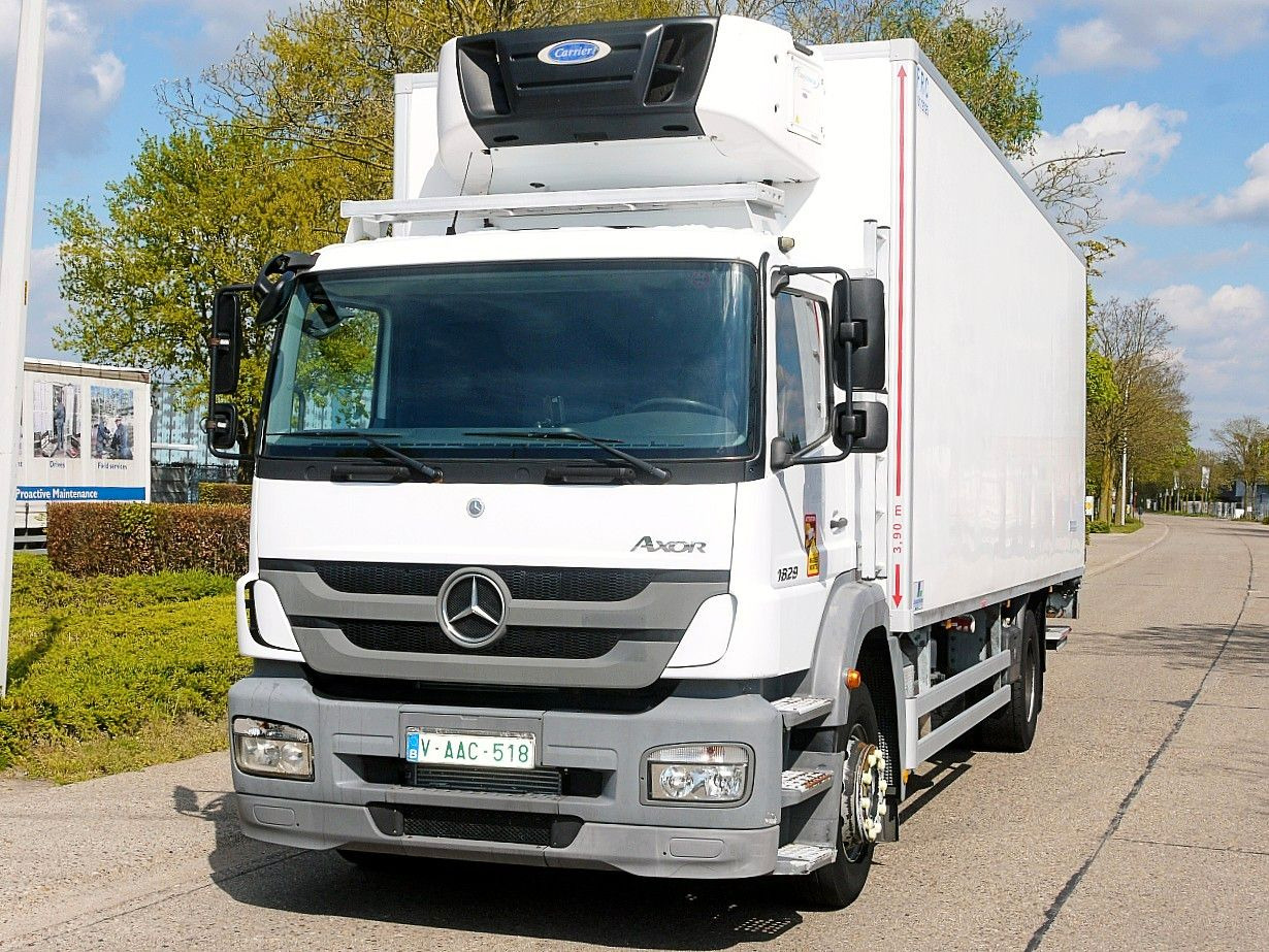 Mercedes-Benz 1829 AXOR FLEISHBAHNEN KUHKOFFER CARRIER SUPRA - Refrigeraattori kuorma-auto, Nosturiauto: kuva Mercedes-Benz 1829 AXOR FLEISHBAHNEN KUHKOFFER CARRIER SUPRA - Refrigeraattori kuorma-auto, Nosturiauto Mercedes-Benz 1829 AXOR FLEISHBAHNEN KUHKOFFER CARRIER SUPRA - Refrigeraattori kuorma-auto, Nosturiauto: kuva Mercedes-Benz 1829 AXOR FLEISHBAHNEN KUHKOFFER CARRIER SUPRA - Refrigeraattori kuorma-auto, Nosturiauto