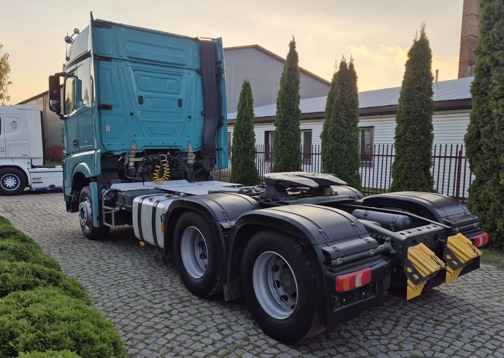 Mercedes-Benz AROCS - Vetopöytäauto: kuva Mercedes-Benz AROCS - Vetopöytäauto Mercedes-Benz AROCS - Vetopöytäauto: kuva Mercedes-Benz AROCS - Vetopöytäauto