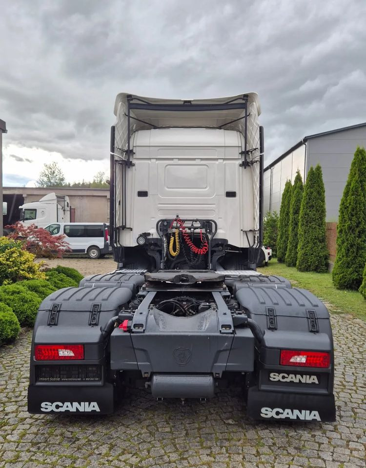 Scania R410 - Vetopöytäauto: kuva Scania R410 - Vetopöytäauto Scania R410 - Vetopöytäauto: kuva Scania R410 - Vetopöytäauto