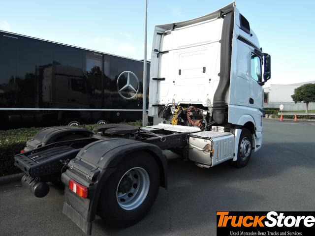 Mercedes-Benz Actros 1843 LS - Vetopöytäauto: kuva Mercedes-Benz Actros 1843 LS - Vetopöytäauto Mercedes-Benz Actros 1843 LS - Vetopöytäauto: kuva Mercedes-Benz Actros 1843 LS - Vetopöytäauto