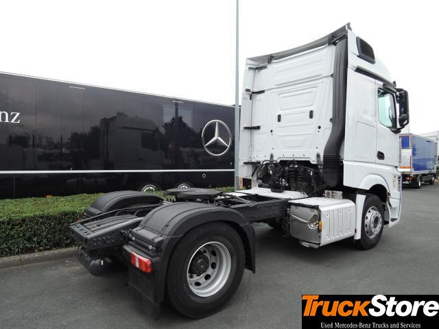 Mercedes-Benz Actros 1843 LS - Vetopöytäauto: kuva Mercedes-Benz Actros 1843 LS - Vetopöytäauto Mercedes-Benz Actros 1843 LS - Vetopöytäauto: kuva Mercedes-Benz Actros 1843 LS - Vetopöytäauto