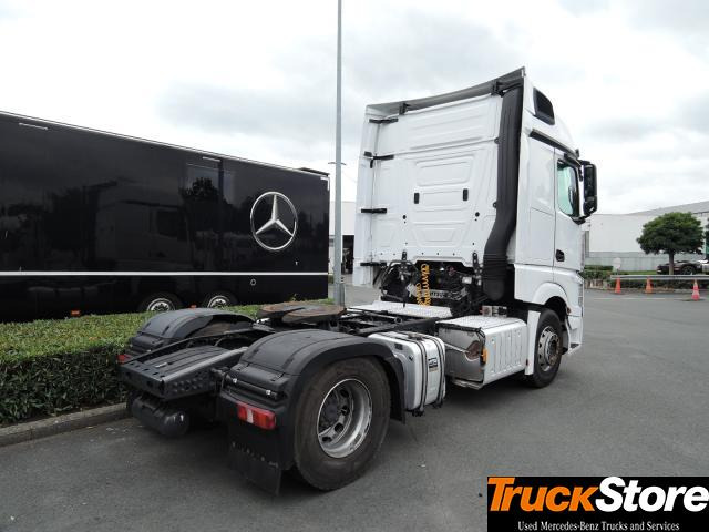 Mercedes-Benz Actros 1843 LS - Vetopöytäauto: kuva Mercedes-Benz Actros 1843 LS - Vetopöytäauto Mercedes-Benz Actros 1843 LS - Vetopöytäauto: kuva Mercedes-Benz Actros 1843 LS - Vetopöytäauto
