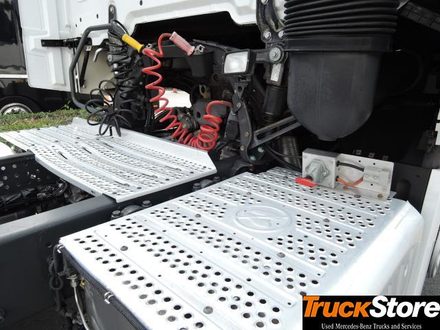 Mercedes-Benz Actros 1843 LS - Vetopöytäauto: kuva Mercedes-Benz Actros 1843 LS - Vetopöytäauto Mercedes-Benz Actros 1843 LS - Vetopöytäauto: kuva Mercedes-Benz Actros 1843 LS - Vetopöytäauto