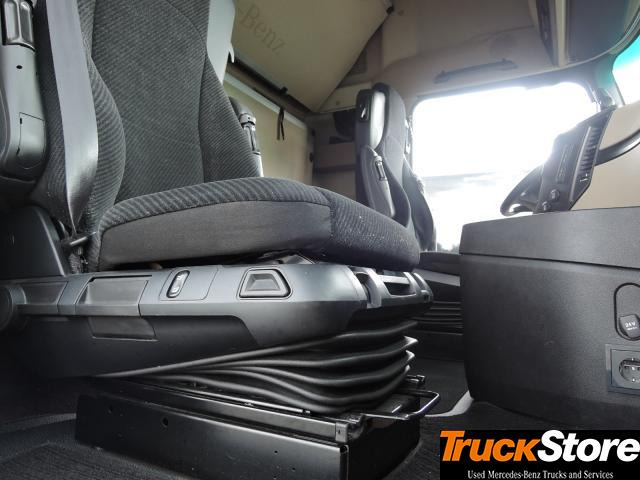 Mercedes-Benz Actros 1845 LS - Vetopöytäauto: kuva Mercedes-Benz Actros 1845 LS - Vetopöytäauto Mercedes-Benz Actros 1845 LS - Vetopöytäauto: kuva Mercedes-Benz Actros 1845 LS - Vetopöytäauto