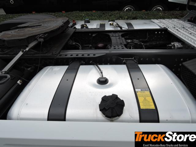 Mercedes-Benz Actros 1845 LS - Vetopöytäauto: kuva Mercedes-Benz Actros 1845 LS - Vetopöytäauto Mercedes-Benz Actros 1845 LS - Vetopöytäauto: kuva Mercedes-Benz Actros 1845 LS - Vetopöytäauto