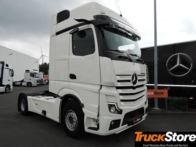 Mercedes-Benz Actros 1845 LS - Vetopöytäauto: kuva Mercedes-Benz Actros 1845 LS - Vetopöytäauto Mercedes-Benz Actros 1845 LS - Vetopöytäauto: kuva Mercedes-Benz Actros 1845 LS - Vetopöytäauto