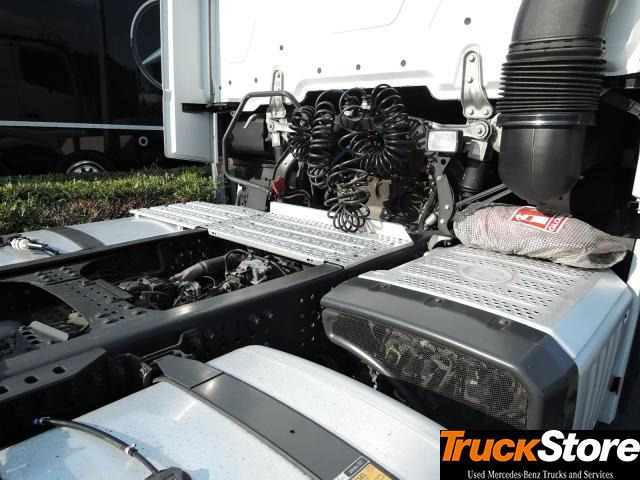 Mercedes-Benz Actros 1845 LS nRL - Vetopöytäauto: kuva Mercedes-Benz Actros 1845 LS nRL - Vetopöytäauto Mercedes-Benz Actros 1845 LS nRL - Vetopöytäauto: kuva Mercedes-Benz Actros 1845 LS nRL - Vetopöytäauto