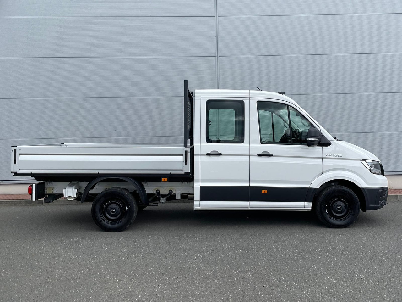 MAN TGE 3.160 Pritsche DOKA MR HECK AHK 3.5t ACC NAV - Henkilöauto: kuva MAN TGE 3.160 Pritsche DOKA MR HECK AHK 3.5t ACC NAV - Henkilöauto MAN TGE 3.160 Pritsche DOKA MR HECK AHK 3.5t ACC NAV - Henkilöauto: kuva MAN TGE 3.160 Pritsche DOKA MR HECK AHK 3.5t ACC NAV - Henkilöauto